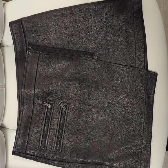 🤩BCBG lamb leather asymmetrical mini skirt - Picture 6 of 7